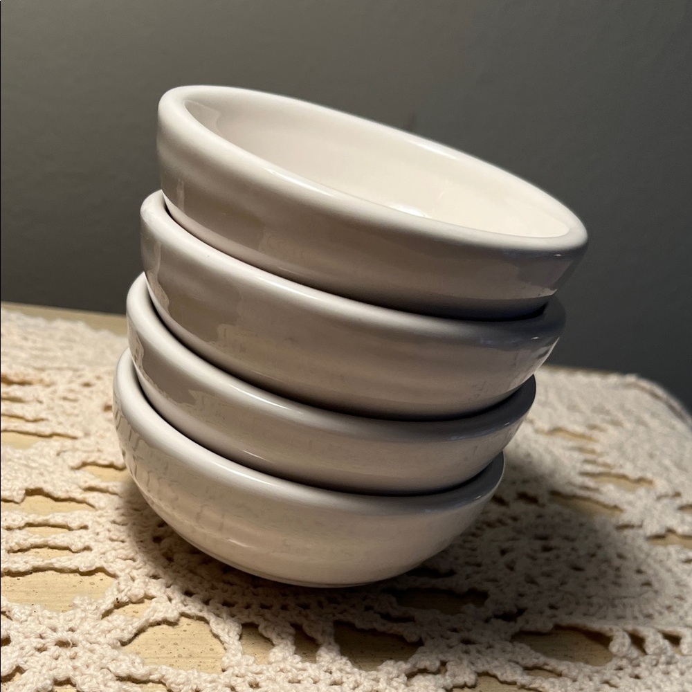 Williams Sonoma Oil and Vinegar set of Four Small Bowls - Picture 3 of 7